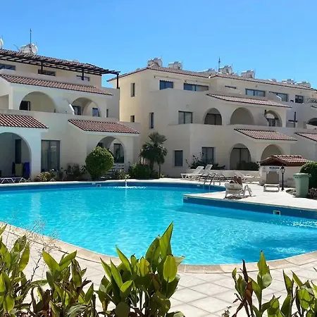 Apartment 2-bedroom With Pool *