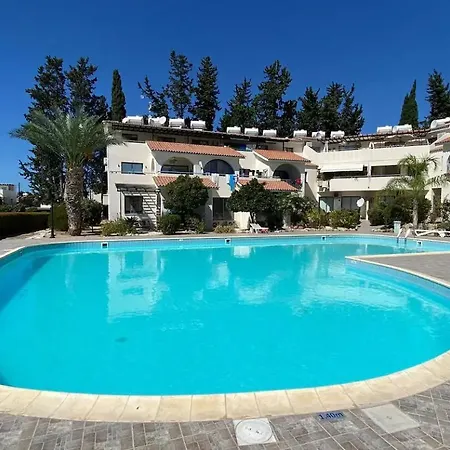 2-bedroom With Pool Paphos