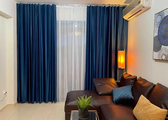 アパート 2-bedroom With Pool