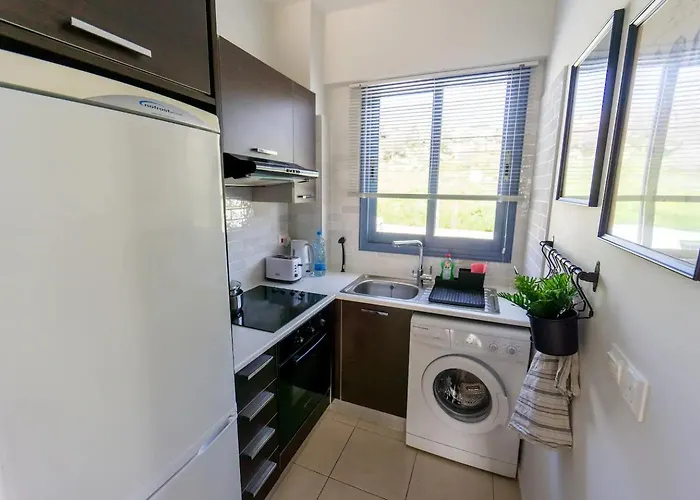 2-bedroom With Pool *