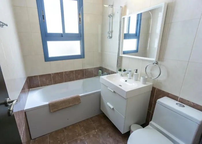 2-bedroom With Pool Apartamento Pafos